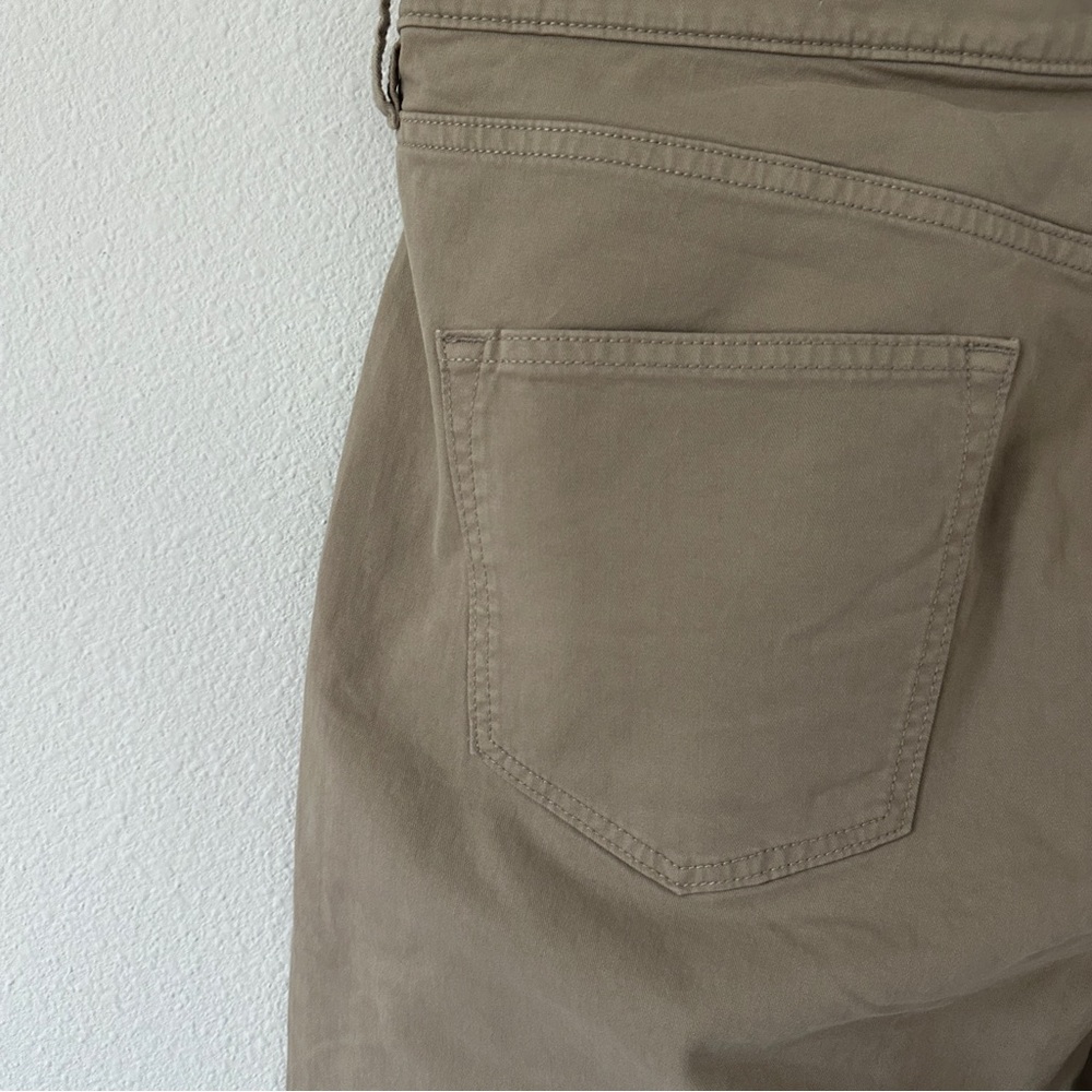 Men’s Huckberry Flint and Tinder Khaki Pants Tapered Fit 36 x 32 NWT - Picture 6 of 9